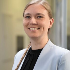 Dr. Jessica Flint